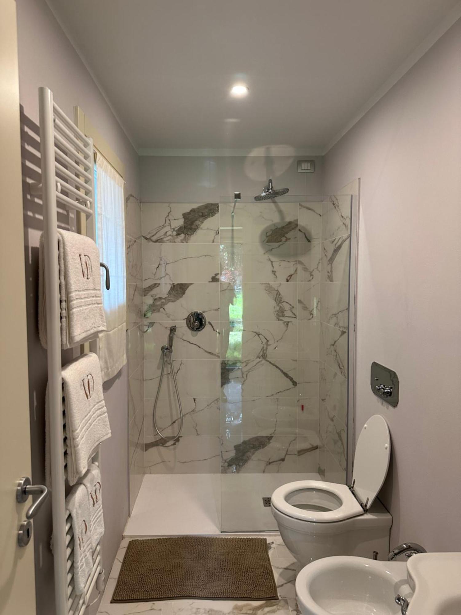 Villa Dom 皮亚琴察 外观 照片